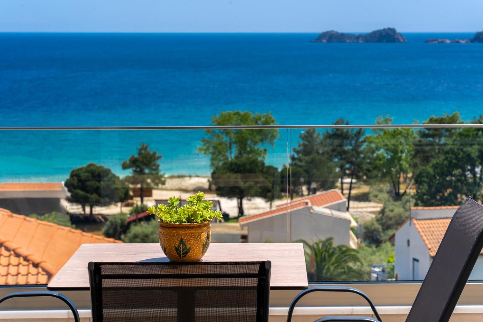 Villa Finikas Thassos Golden Beach Chrisi Ammoudia Exteriör bild